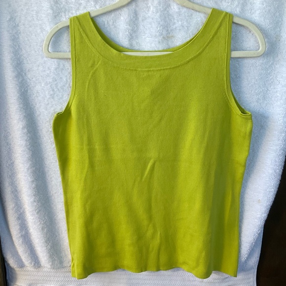 Chico’s Silk Ease Rita Sleeveless Knit Tank Gator Green; NWT; M/8 - Picture 6 of 11